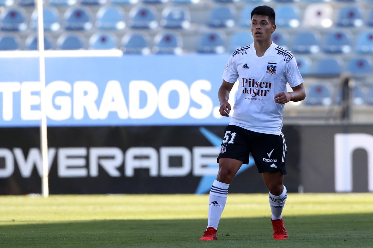 Felipe Yañez frente a Audax Italiano en su debut con la camiseta de Colo-Colo