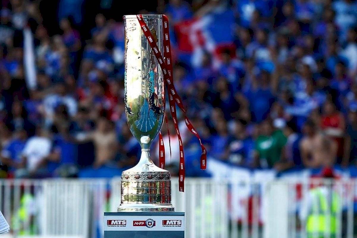 Trofeo de la Copa Chile.