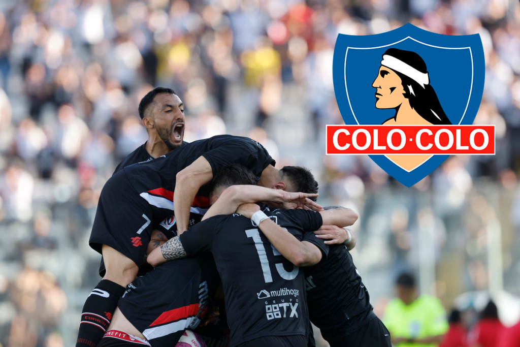 Futbolistas de Curicó Unido celebran un gol en el Estadio Monumental.