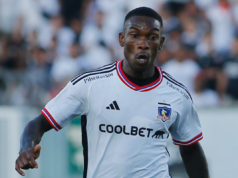 Fabián Castillo defendiendo la camiseta de Colo-Colo durante el Campeonato Nacional 2023.