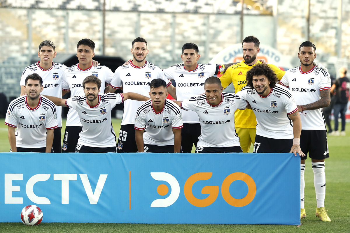 Formación de Colo-Colo en el partido frente a Palestino por el Campeonato Nacional.