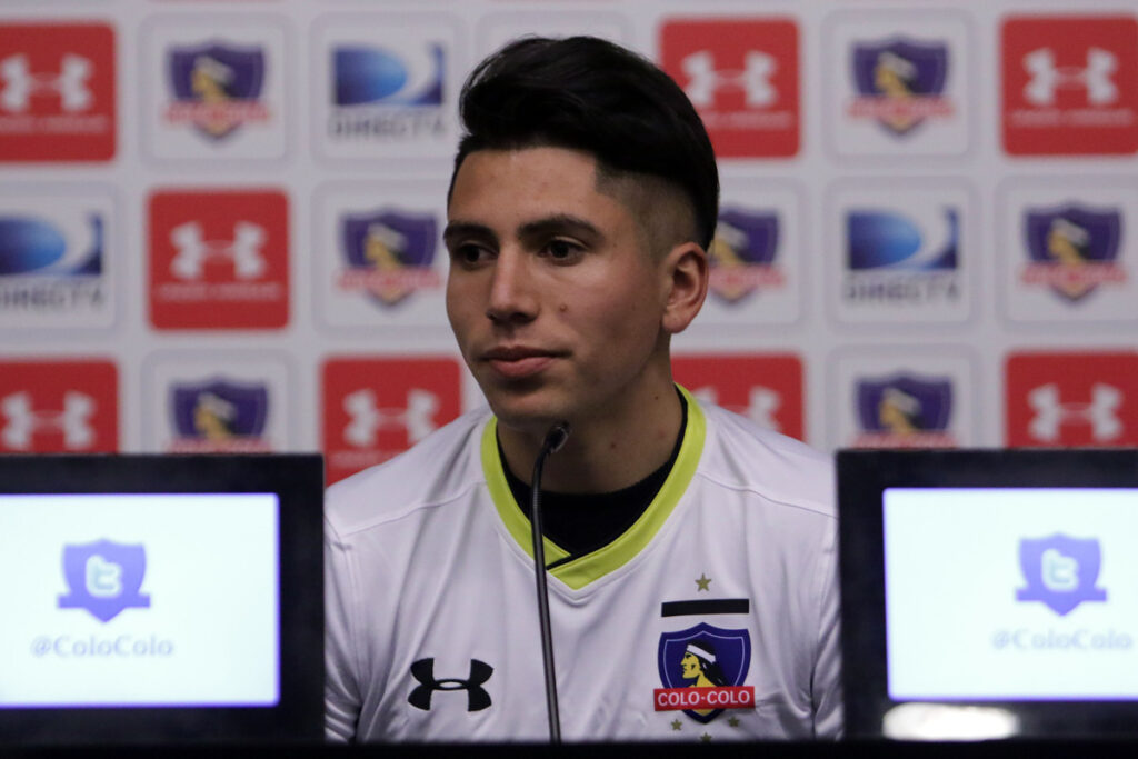 Presentación de Brayan Véjar en Colo-Colo