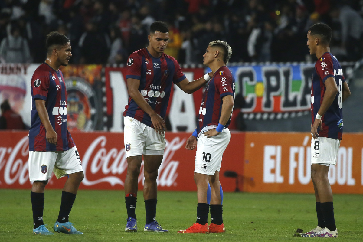 Monagas Sport Club en el Estadio Monumental, tras ser derrotados por Colo-Colo en Copa Libertadores.