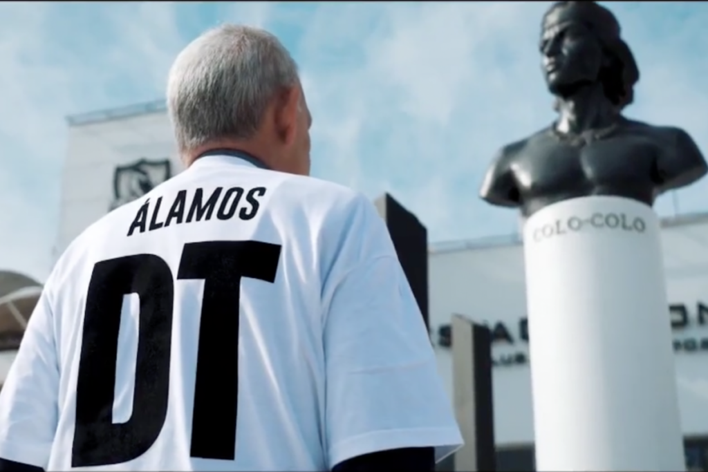 Captura de pantalla de video homenaje del Club Social y Deportivo Colo-Colo al plantel de 1973.