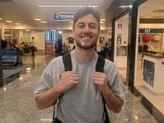 Marco Rojas durante el Aeropuerto de Buenos Aires, tras el partido de Colo-Colo frente a Boca Juniors.