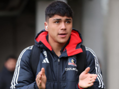 Damián Pizarro llegando al Estadio Monumental para encarar un nuevo partido con la camiseta de Colo-Colo.