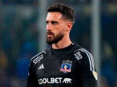 Fernando de Paul con cara de preocupación luego de defender el arco de Colo-Colo.