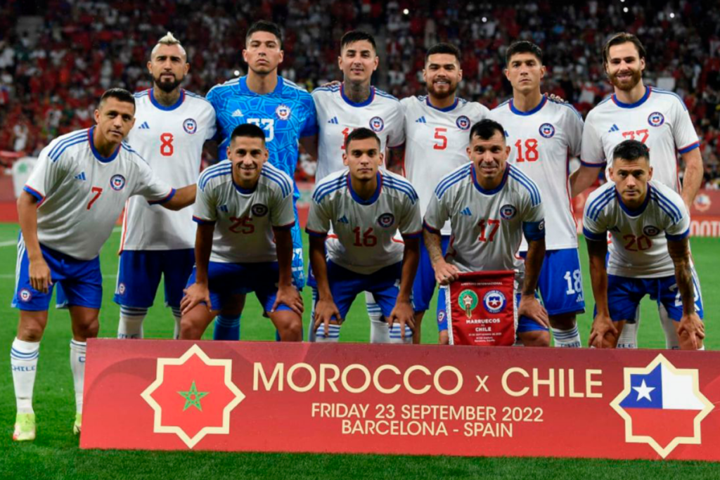 Formación titular de la Selección Chilen de cara al encuentro ante Marruecos durante la temporada 2022.