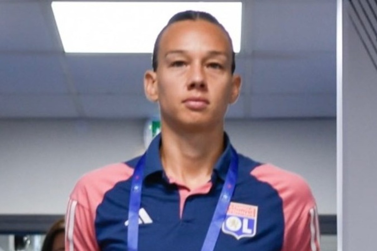 Christiane Endler seria con la camiseta del Olympique de Lyon Femenino.