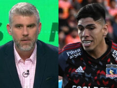Manuel de Tezanos serio. Carlos Palacios con la camiseta de Colo-Colo.