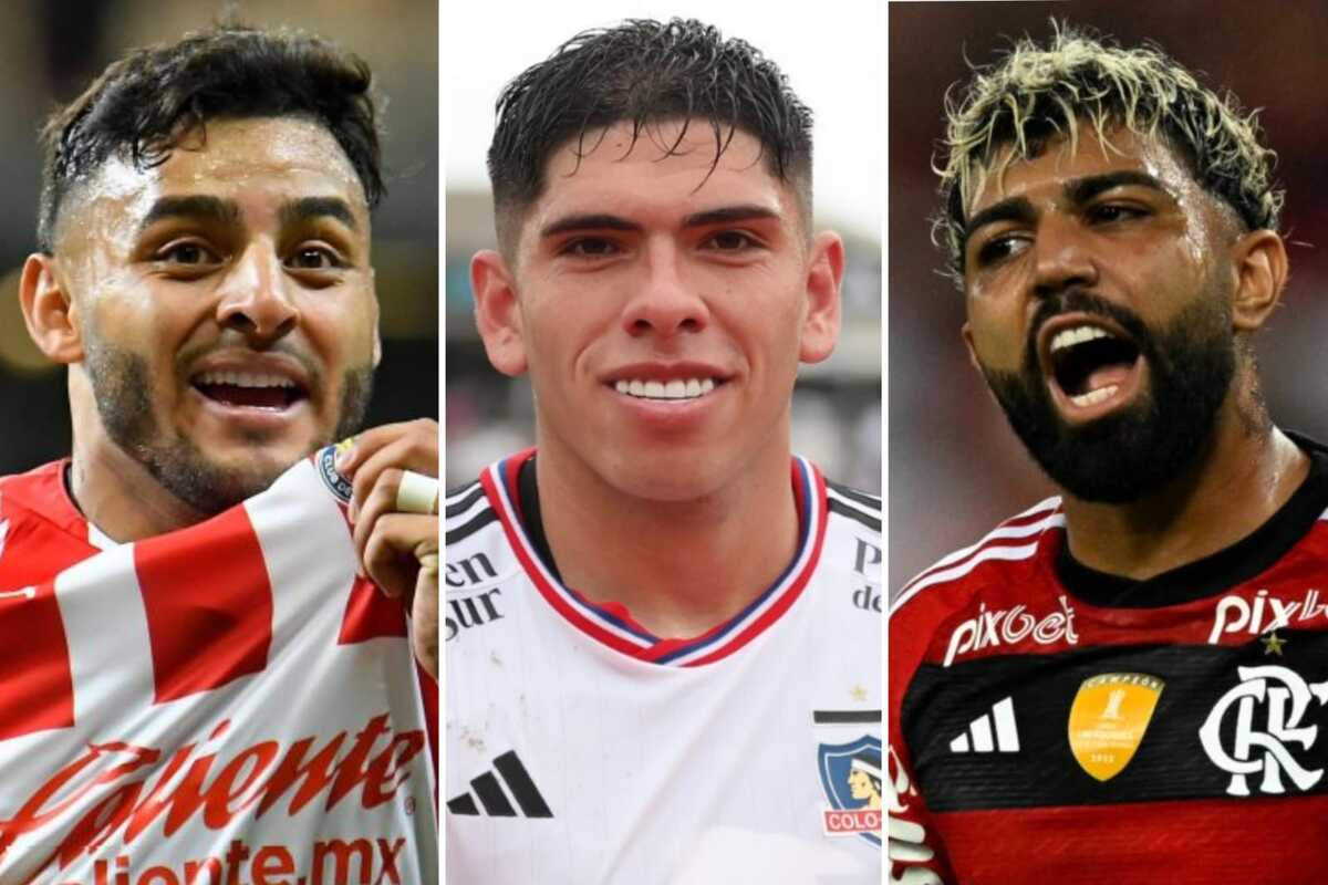 Primer plano a los futbolistas Alexis Vega, Carlos Palacios y Gabriel Barbosa, actuales jugadores de Chivas de Guadalajara, Colo-Colo y Flamengo, respectivamente.