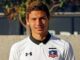 Primer plano a Diego Ohlsson con la camiseta de Colo-Colo 2017.