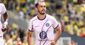Gabriel Suazo con camiseta del Toulouse
