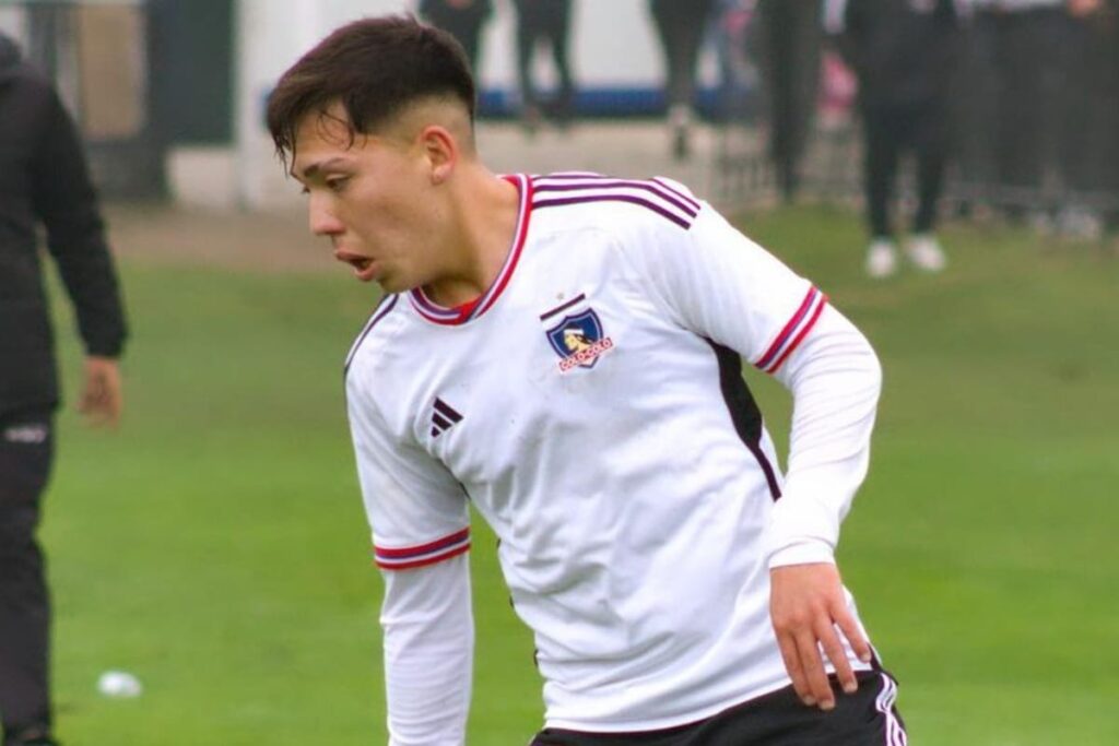 Leandro Hernández durante el partido de Colo-Colo Proyección vs Huachipato.