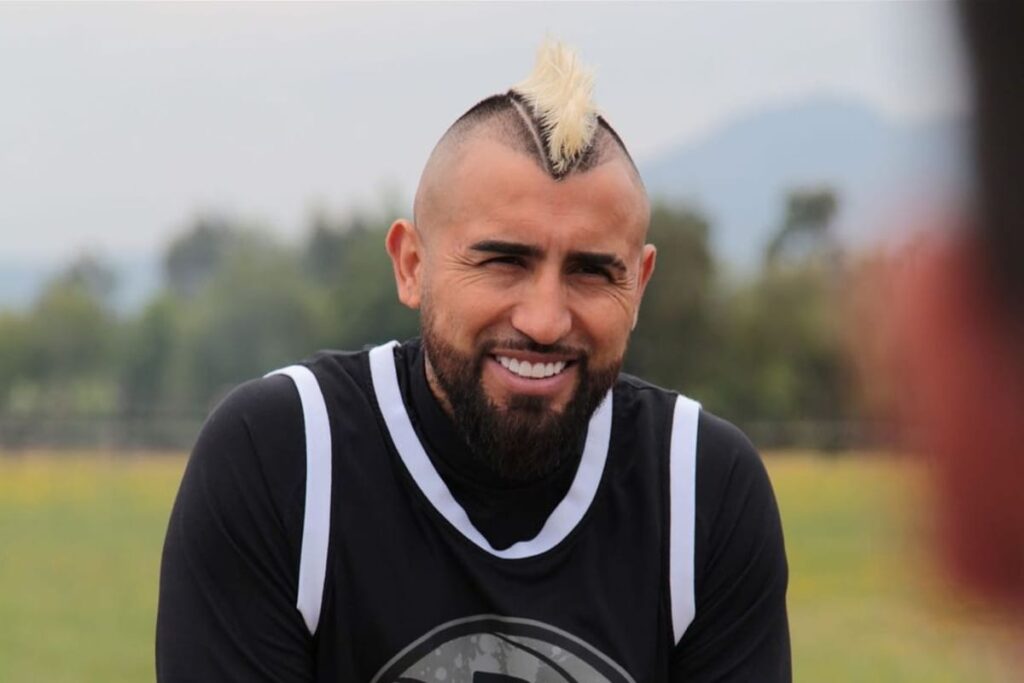 Arturo Vidal durante su actividad en San Clemente.