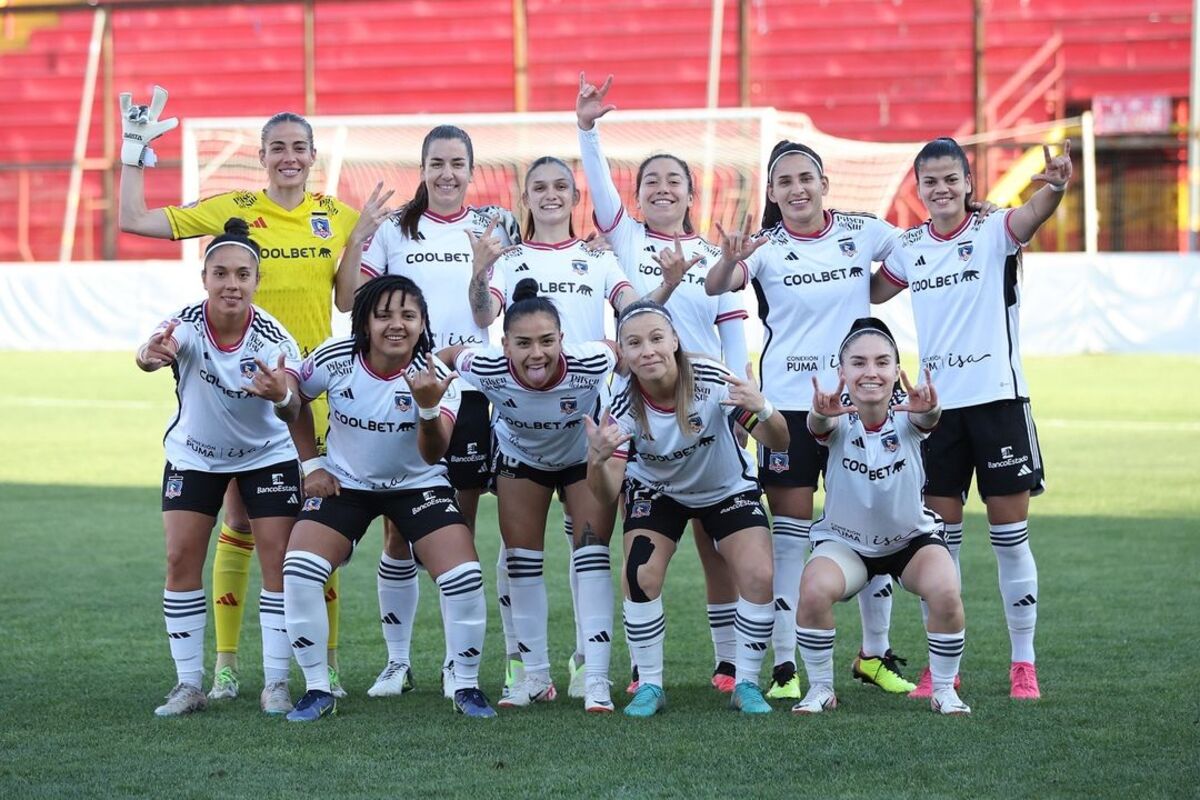 Formación titular de Colo-Colo Femenino en el Estadio Santa Laura para el partido frente a la Universidad de Chile.