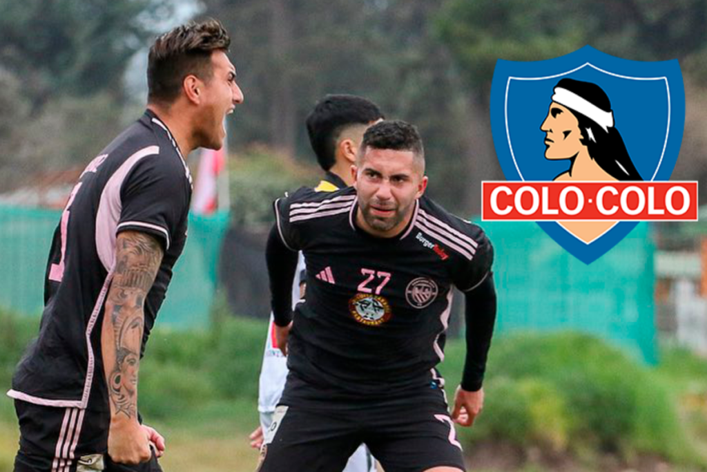 Futbolistas de Santiago City gritando un gol durante la temporada 2023, mientras que a mano derecha está incrustado sobre la imagen el escudo de Colo-Colo.