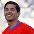 Matías Fernández sonriendo en su partido de despedida en el Estadio Monumental el 14 de octubre del 2023.