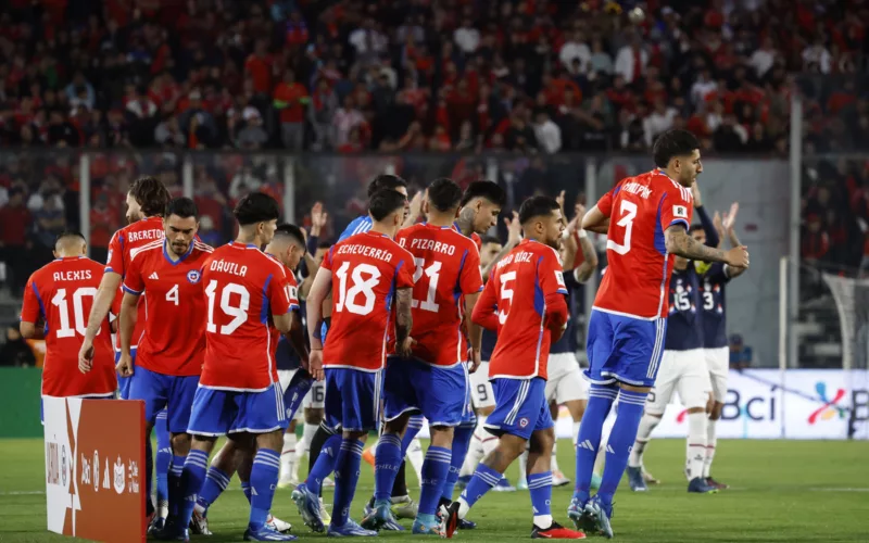 Futbolistas de la Selección Chilena se toman la foto de rigor para enfrentar a Paraguay, cuyo resultado terminó 0-0 por las Eliminatorias Sudamericanas durante el año 2023.