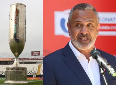 Trofeo de la Copa Chile en el Estadio Monumental junto a Pablo Milad durante una conferencia de prensa en la ANFP.