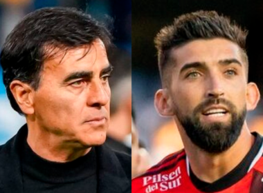 Primer plano al rostro de Emiliano Amor y Gustavo Quinteros, defensor y entrenador de Colo-Colo durante la temporada 2023, respectivamente.