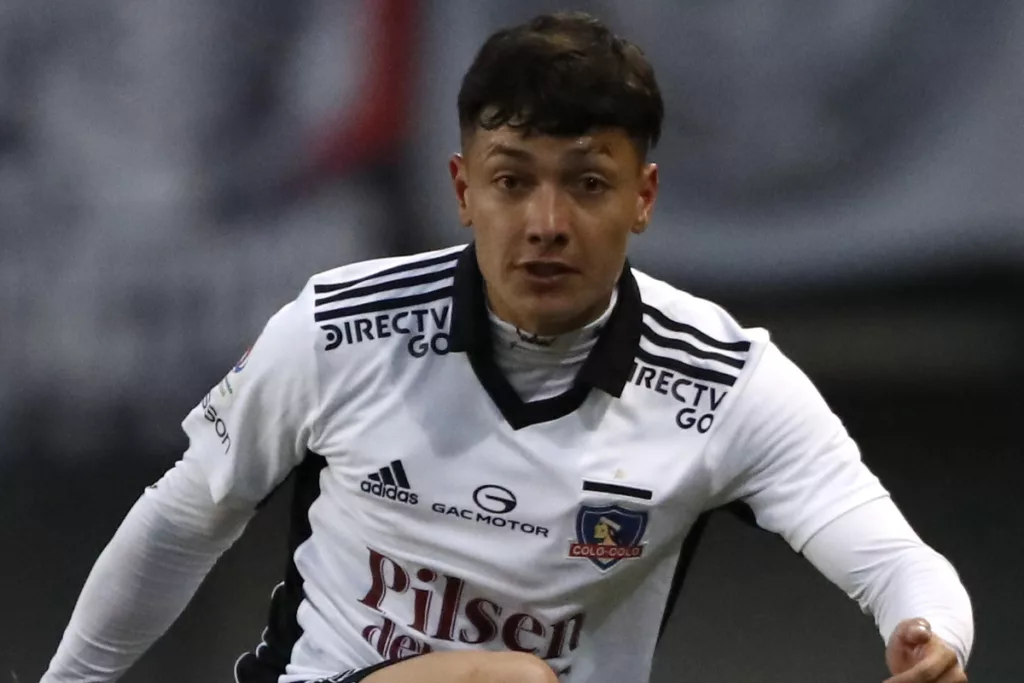 Cristián Zavala jugando por Colo-Colo.