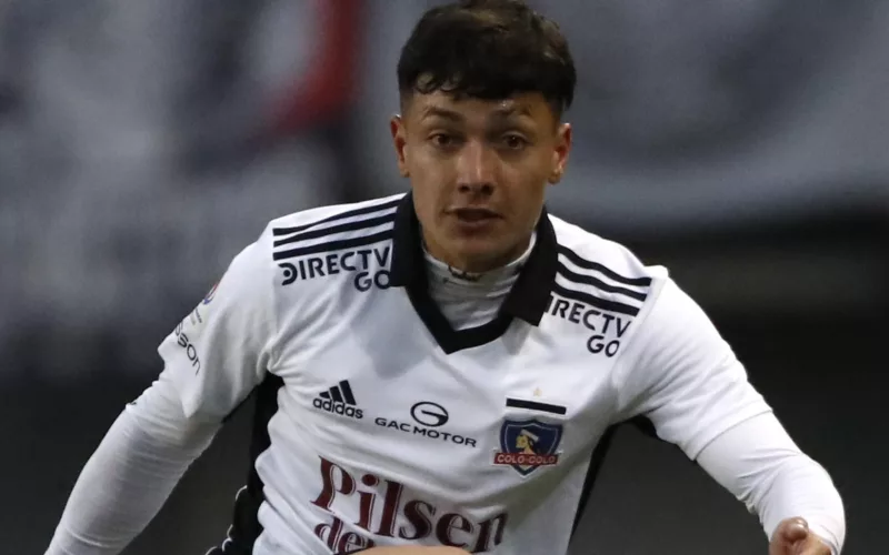 Cristián Zavala jugando por Colo-Colo.