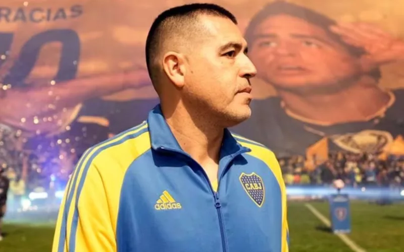 Juan Román Riquelme de perfil