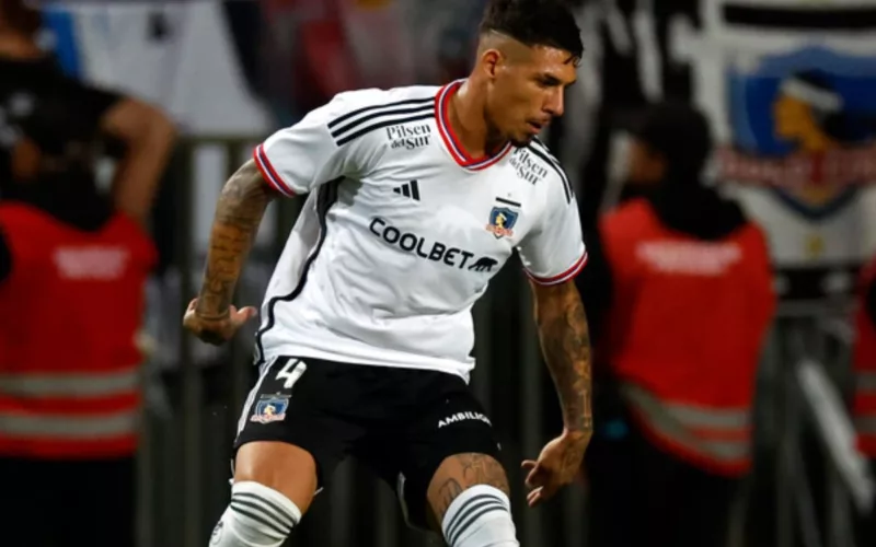 Alan Saldivia jugando por Colo-Colo