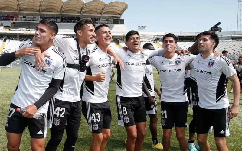 Pedro Navarro, Matías Ferrari, Diego Plaza, Esteban Pavez, Erick Wiemberg y César Fuentes en un Arengazo.