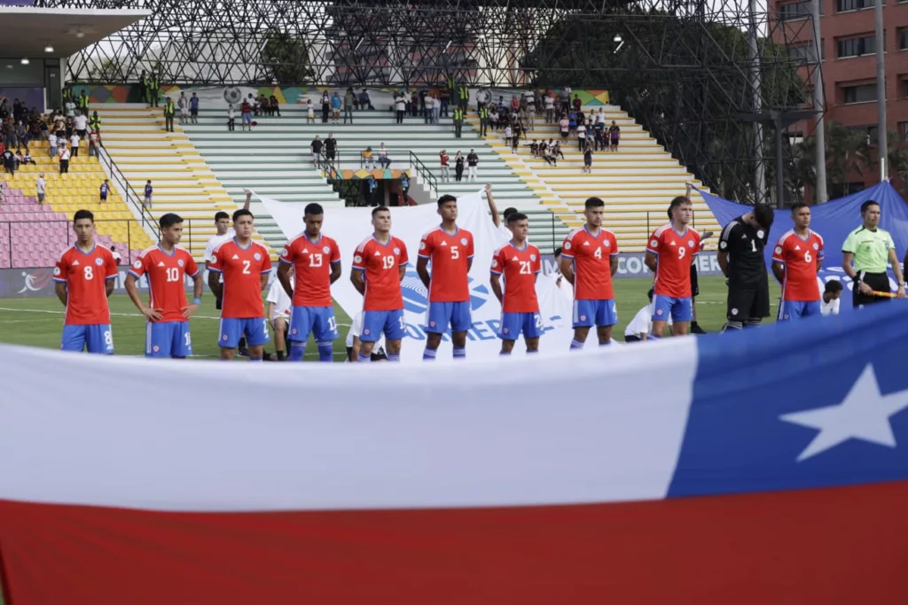 Selección Chilena Sub-23 durante el partido frente a Perú.