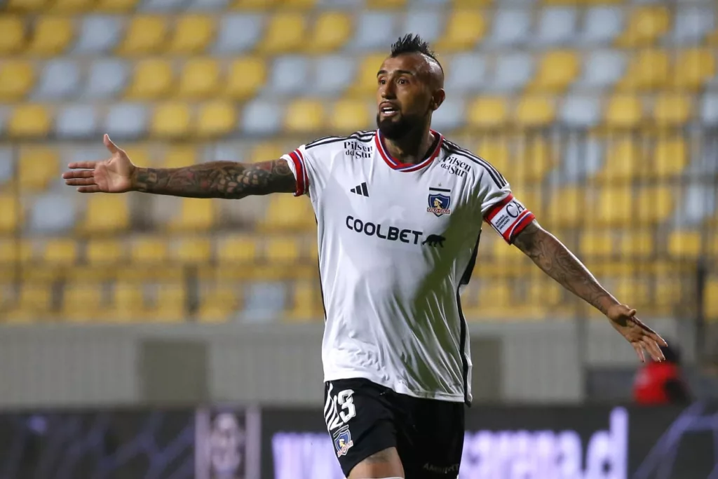 Arturo Vidal como capitán de Colo-Colo