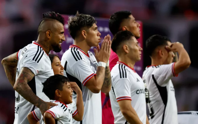 Jugadores de Colo-Colo en el partido frente a Everton de Viña del Mar.