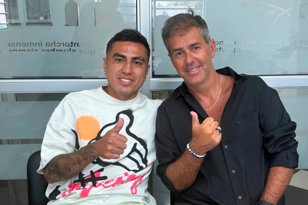 Darío Lezcano y Regis Marques en las oficinas del Estadio Monumental.