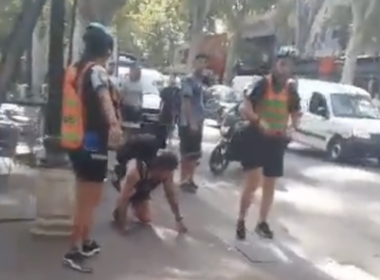 Pantallazo video golpiza a hinchas de Colo-Colo.