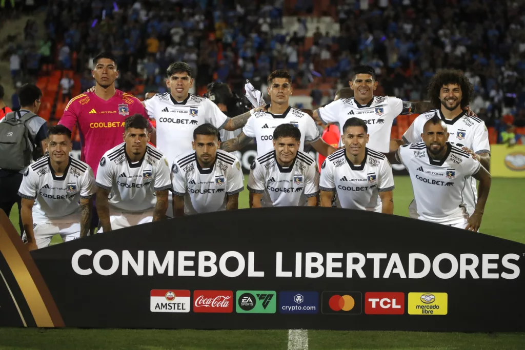 Formación de Colo-Colo ante Godoy Cruz por Copa Libertadores.