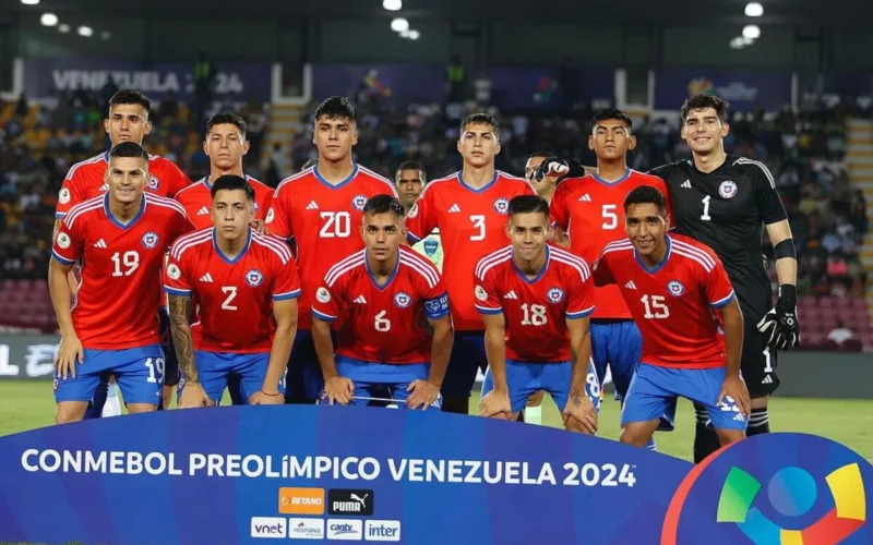 Foto de la formación titular de la Selección Chilena Sub-23