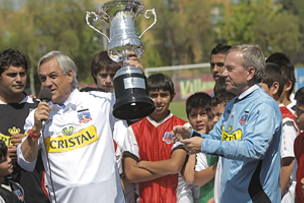 Sebastián Piñera durante su periodo como accionista de Blanco y Negro