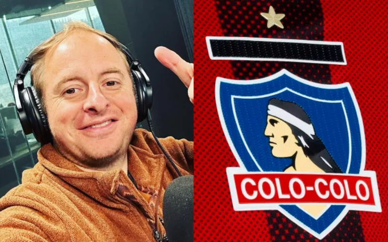 Primer plano a Jorge Coke Hevia con un micrófono de radio y el escudo de Colo-Colo.