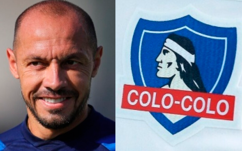 Primer plano al rostro sonriente de Marcelo Díaz, futbolista de Universidad de Chile durante la temporada 2024, mientras que a mano derecha aparece el escudo de Colo-Colo.