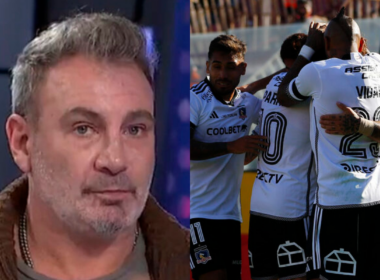 Primer plano al rostro serio de Marcelo Barticciotto, ex futbolista profesional y actual comentarista deportivo. Por su parte, a mano derecha se encuentran los jugadores de Colo-Colo celebrando un gol durante la temporada 2024.