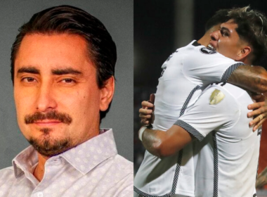 Primer plano al rostro serio del periodista deportivo chileno, Gastón Fauré, mientras que en el sector derecho Carlos Palacios abraza a un compañero de Colo-Colo durante la temporada 2024.