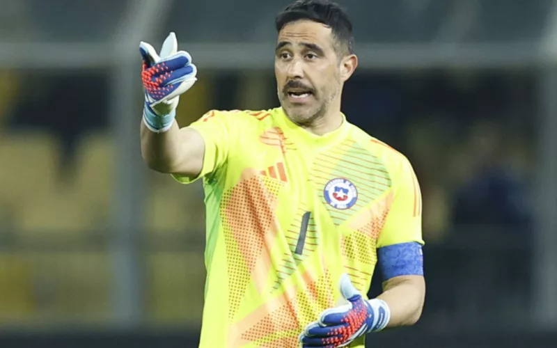 Primer plano de Claudio Bravo.