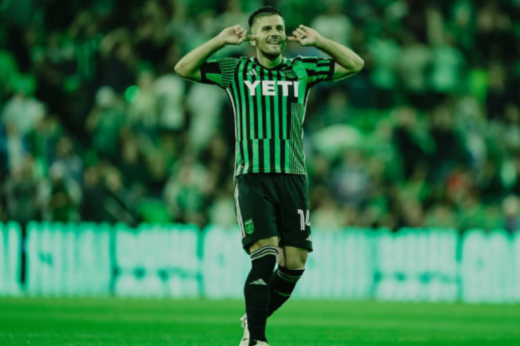 Diego Rubio celebrando su gol con el Austin FC