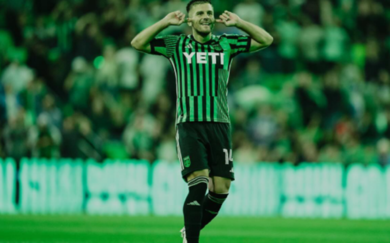 Diego Rubio celebrando su gol con el Austin FC