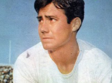 Orlando Aravena en su época de futbolista.