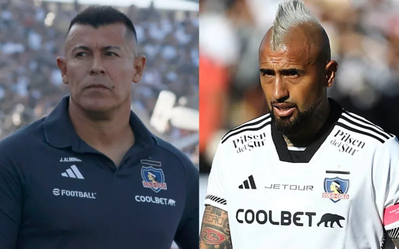 Primer plano a Jorge Almirón y Arturo Vidal con rostros serios e indumentaria de Colo-Colo.