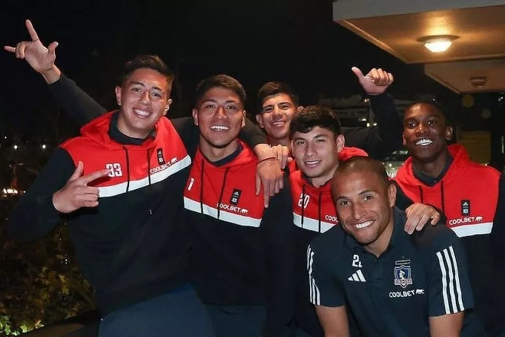 Jugadores Colo-Colo en un hotel en Buenos Aires.