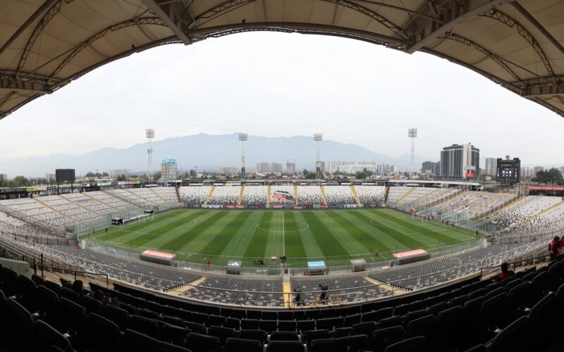 Estadio Monumental vacío.