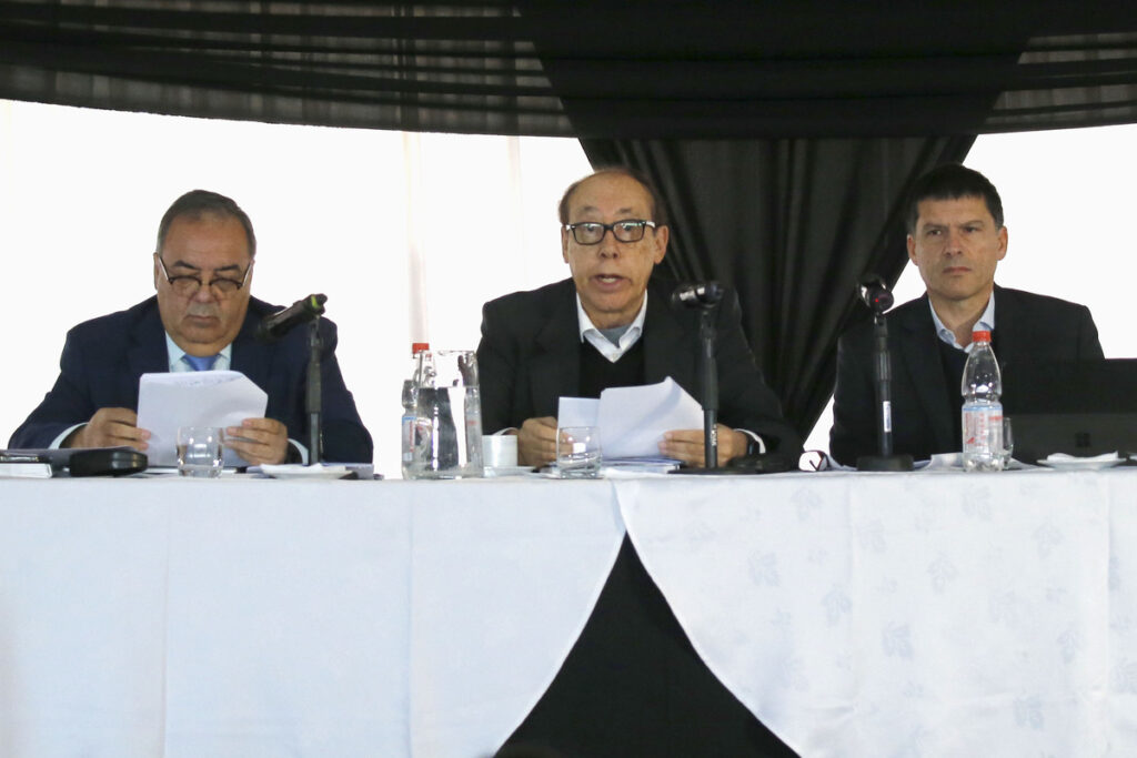 Directores de Blanco y Negro en la junta ordinaria de accionistas 2024.